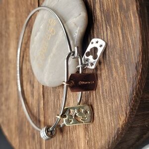 B2618‎ disney multi tone metal mickey mouse dream it do it charm bracelet